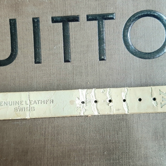 Vintage Louis Vuitton Paris Vintage Leather Wrist Watch 20m - Picture 8 of 9